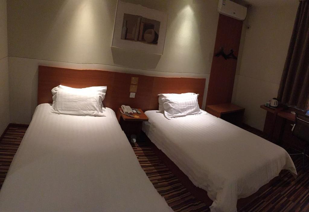 Goldmet Inn Changzhi Bayi Square Экстерьер фото
